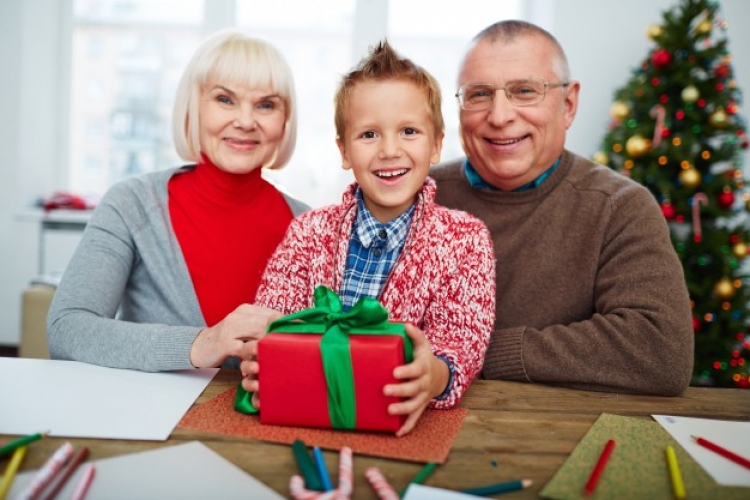 Idei de cadouri pentru bunici