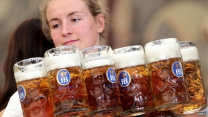 6 cluburi din Cluj amendate pentru ca servesc bere expirata!