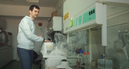 La USAMV s-a dus premiul "Danubius Young Scientist Award 2014" pentru inventarea unui ambalaj antimicrobian