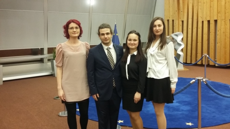 Studentii Facultatii de Drept au dat pe spate European Human Rights Moot Court Competition