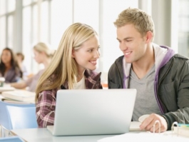 Cum sa il faci sa te observe, fara sa pari prea insistenta